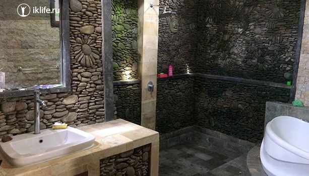 ванная в доме на Бали