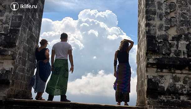 Бали храм облаков